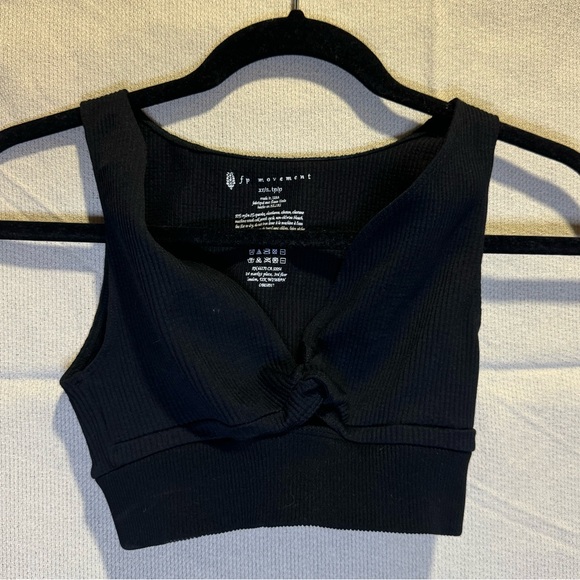 FP Movement by Free People Tops - Free People Movement Black Crop Twist Top Size XS/S